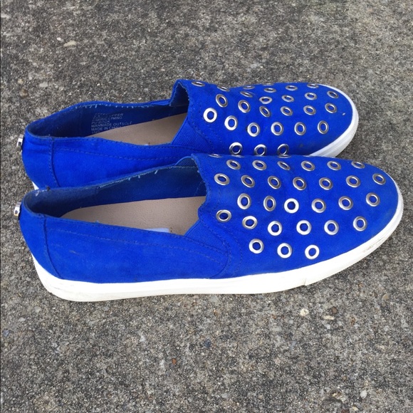 Steve Madden Slip-ons - Picture 3 of 8